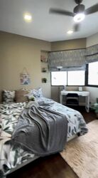 Simsville (D14), Condominium #557032521